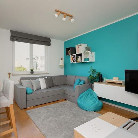Metro Wilanowska Apartment With Parking By Noclegi Renters วอร์ซอ ภายนอก รูปภาพ